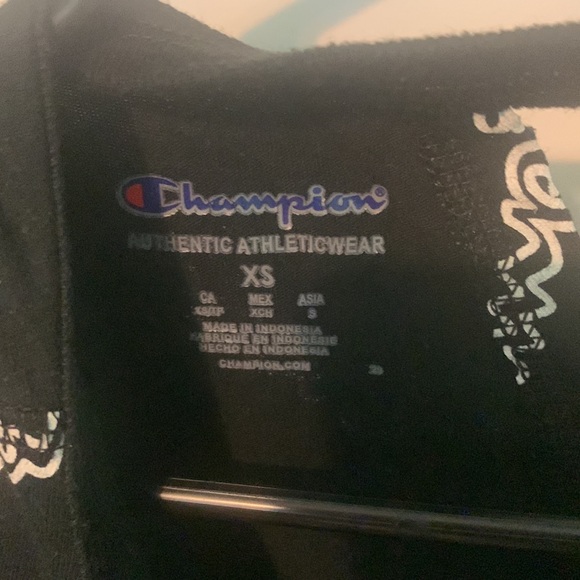 Champion Shirt - Picture 2 of 3